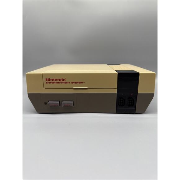 Nintendo NES 001 Entertainment System Console Bundle Tested Clean Original - Picture 2 of 11